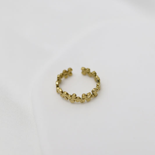 CROWN OF BLOSSOMS Ring