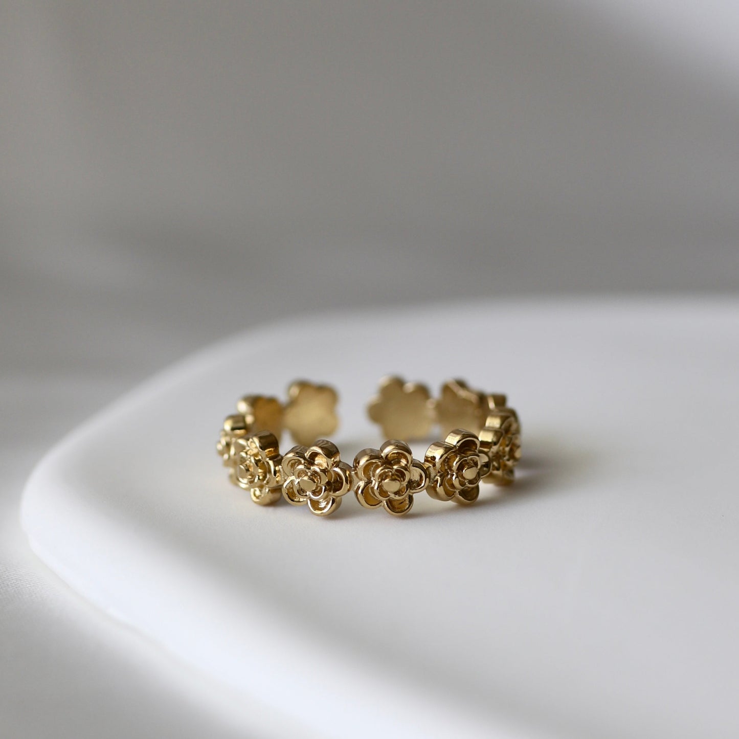ENDLESS BLOSSOMS Ring
