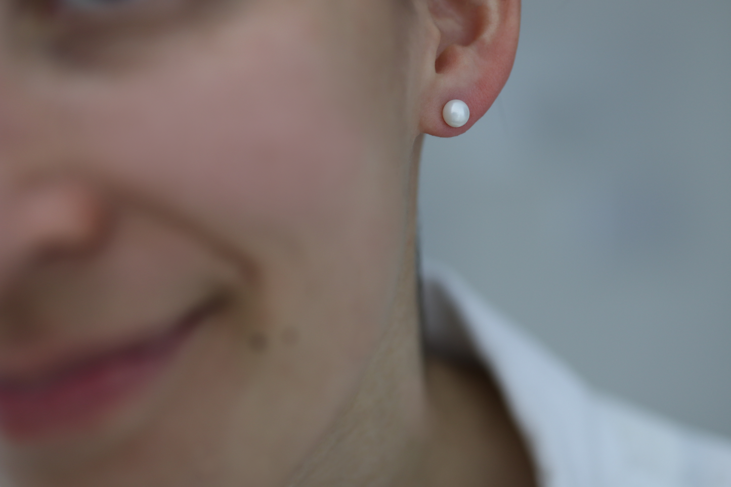 MARIS 4mm Ohrringe